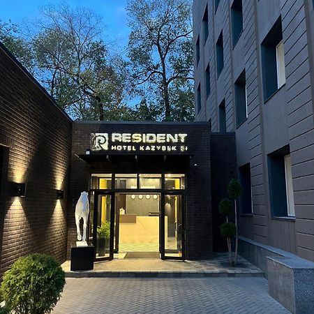 Resident Hotel Kazybek Bi Alma-Ata Buitenkant foto